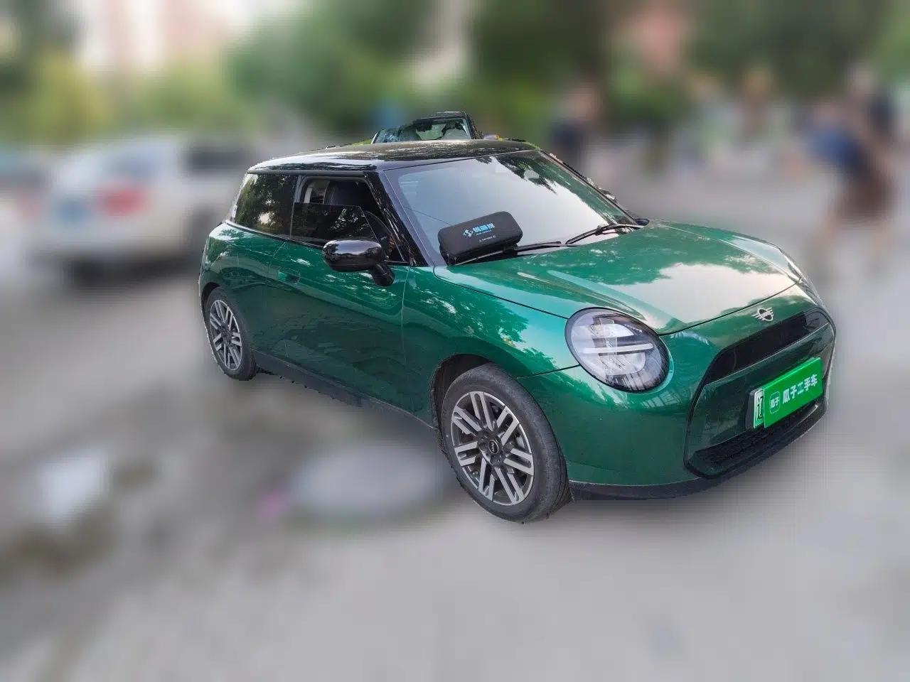 MINI Electric COOPER 2024 456km COOPER E Classic Edition — миниатюра 3