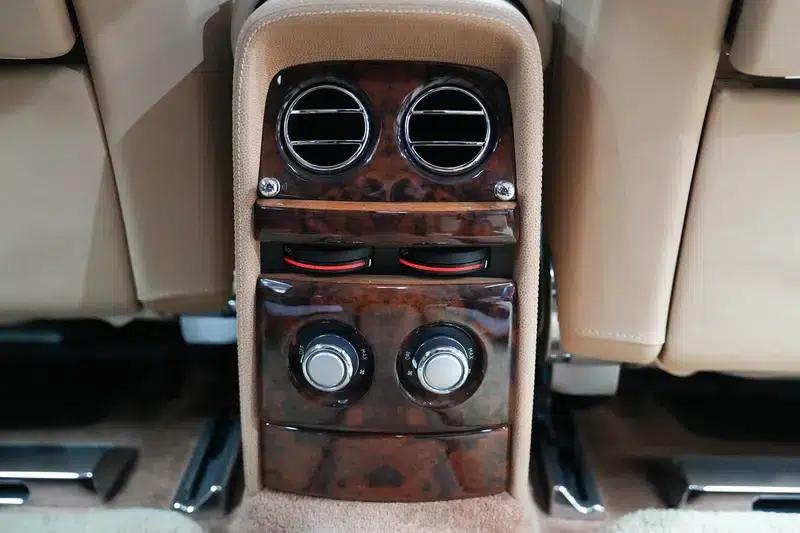 2006 Phantom 6.7L Extended Wheelbase (EWB) — миниатюра 16