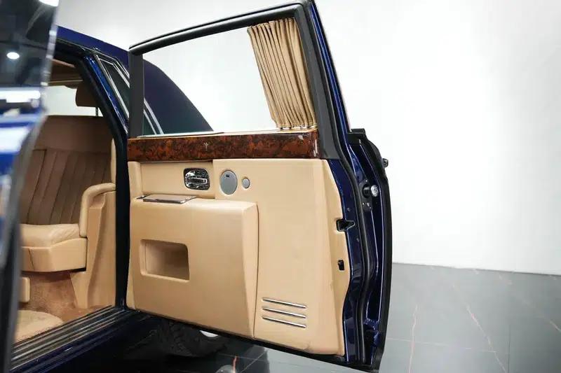 2006 Phantom 6.7L Extended Wheelbase (EWB) — миниатюра 35