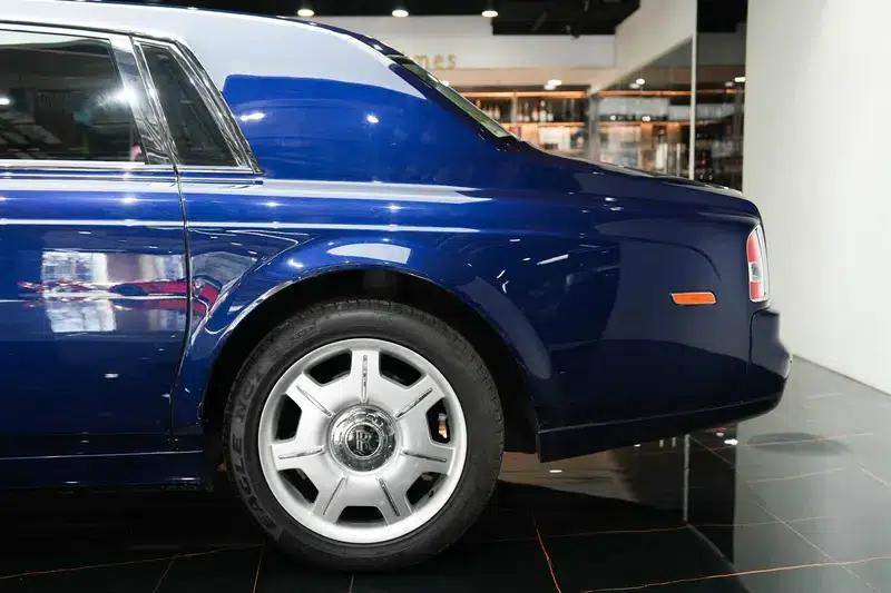 2006 Phantom 6.7L Extended Wheelbase (EWB) — миниатюра 10