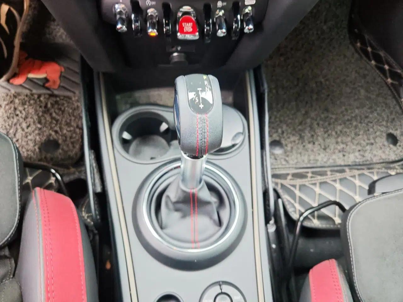 MINI JCM COUNTRYMAN 2018 2.0T JOHN COOPER WORKS ALL-IN — миниатюра 14