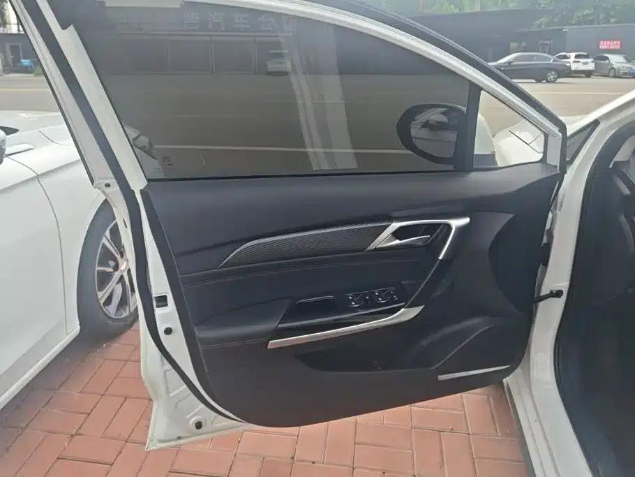 Beijing EU5 2025 Hongtu Standard Edition — миниатюра 7