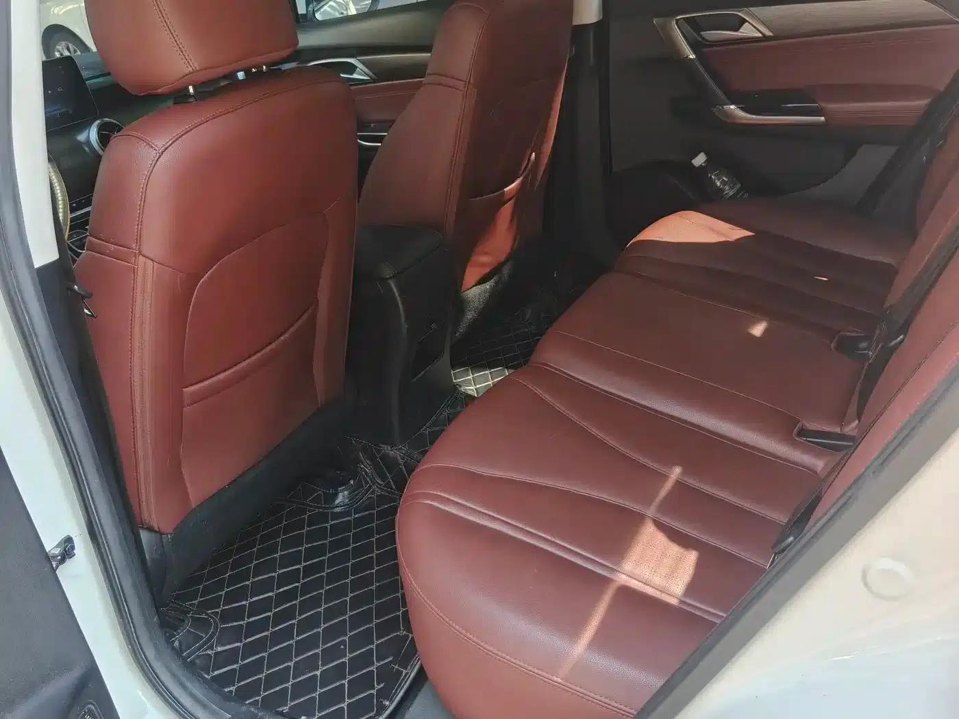 2018 Senova D50 1.5L Manual Premium Intelligent Driving Edition — миниатюра 10