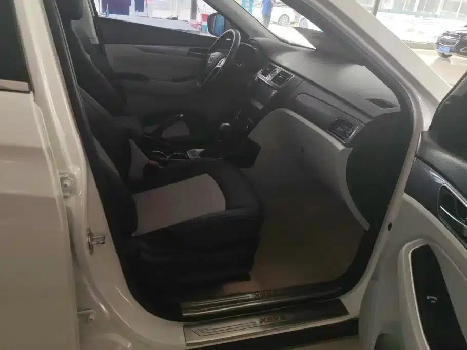 Senova X55 2016 1.5T CVT Luxury Edition — миниатюра 8