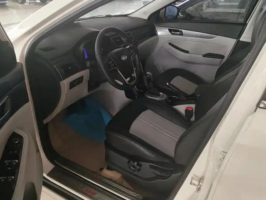 Senova X55 2016 1.5T CVT Luxury Edition — миниатюра 9