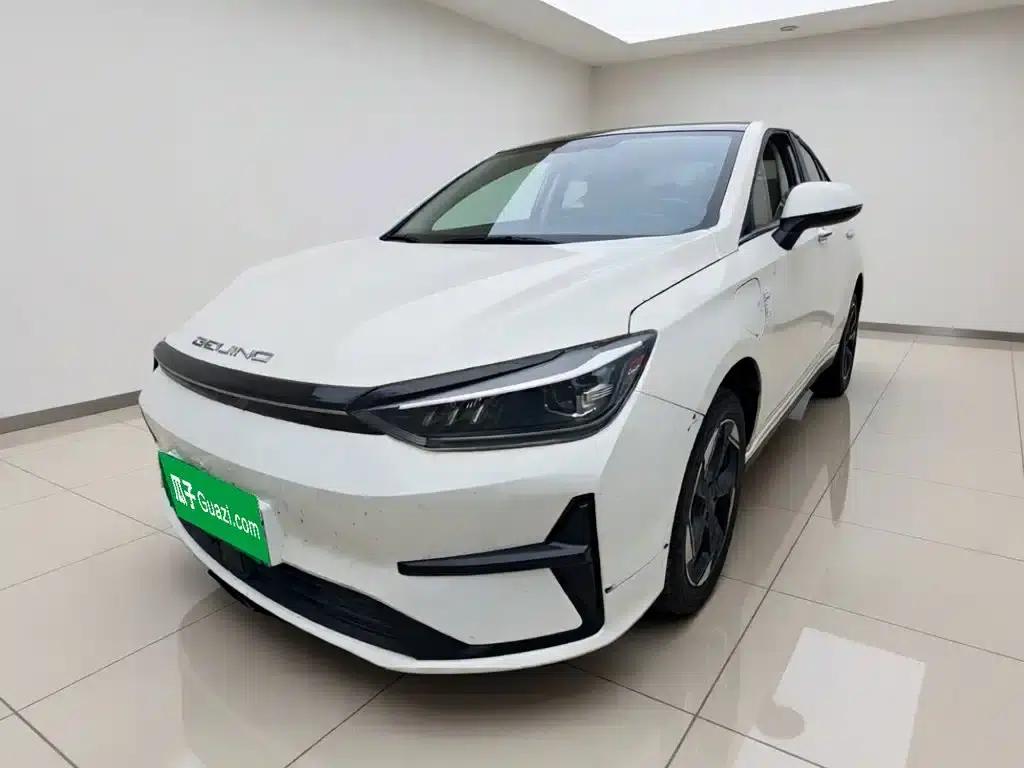 Beijing EU5 PLUS 2024 R500 Standard Touring Edition — миниатюра 1