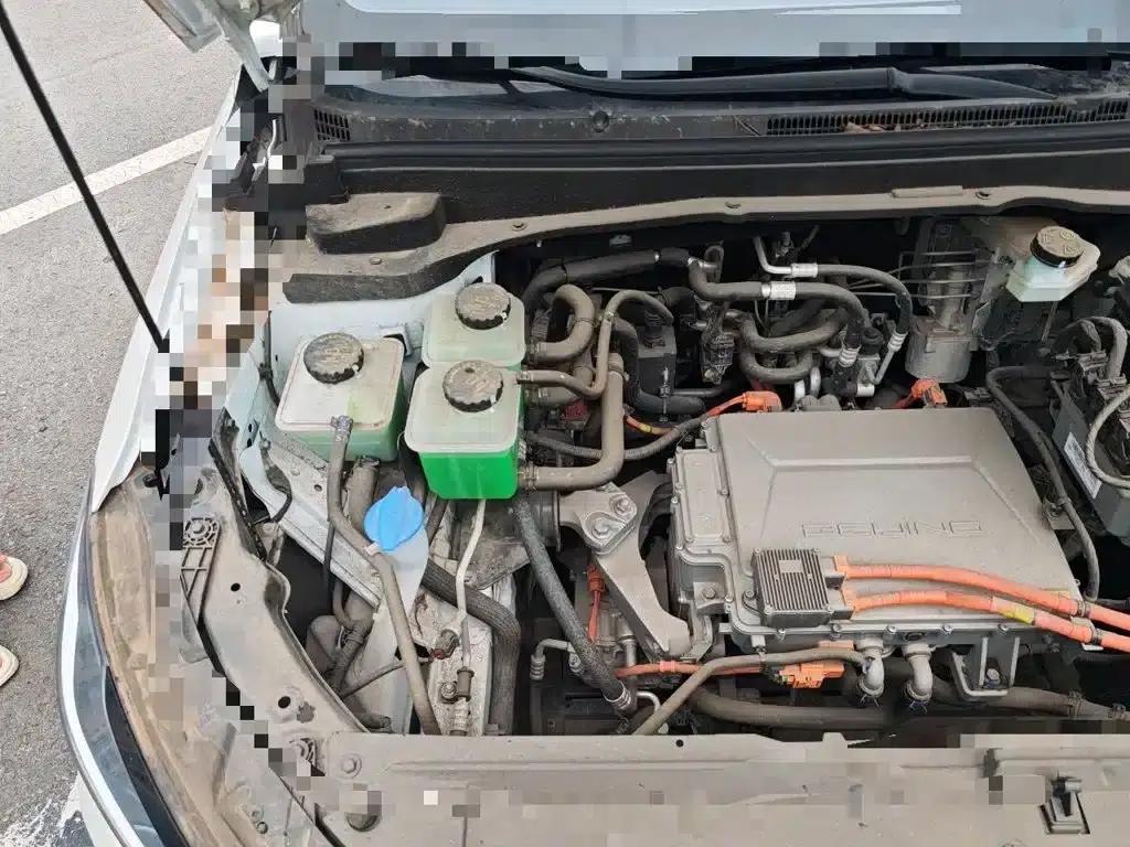 Beijing EU5 PLUS 2024 R500 Standard Touring Edition — миниатюра 22