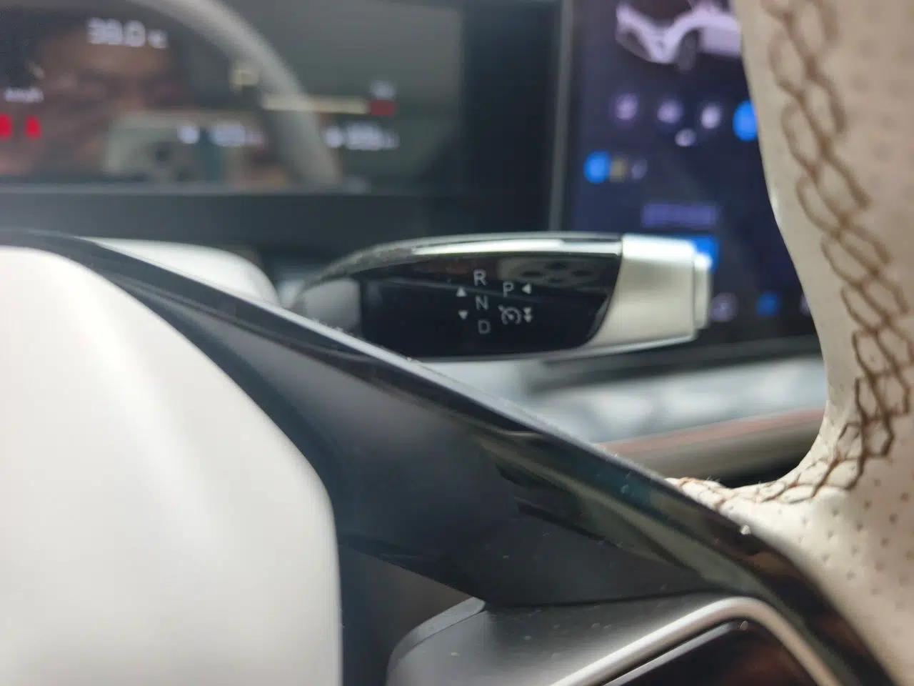 NETA L 2024 Extended-Range 310 Flash-Charge Red Edition — миниатюра 14