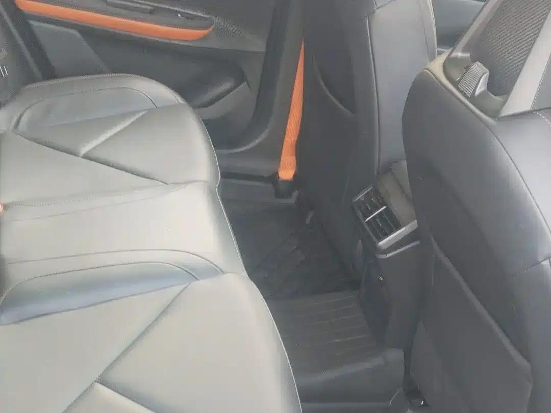 Changan UNI-V 2022 1.5T Sport Edition — миниатюра 7