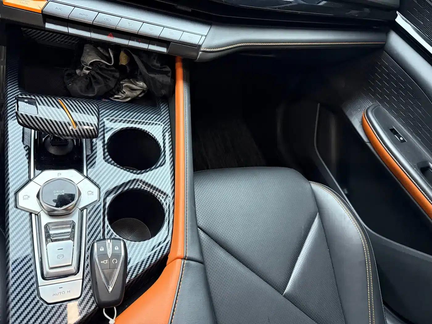 Changan UNI-V 2024 1.5T Premium Edition — миниатюра 7