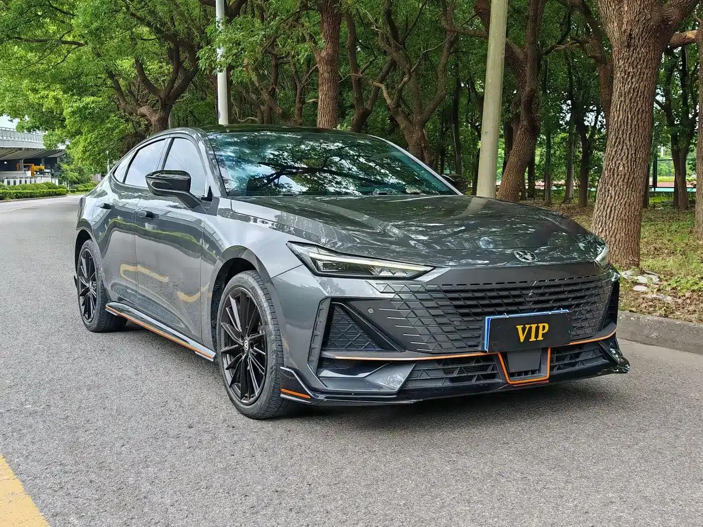 Changan UNI-V 2023 1.5T Sport Edition — миниатюра 3