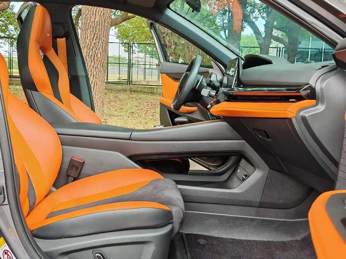 Changan UNI-V 2023 1.5T Sport Edition — миниатюра 8