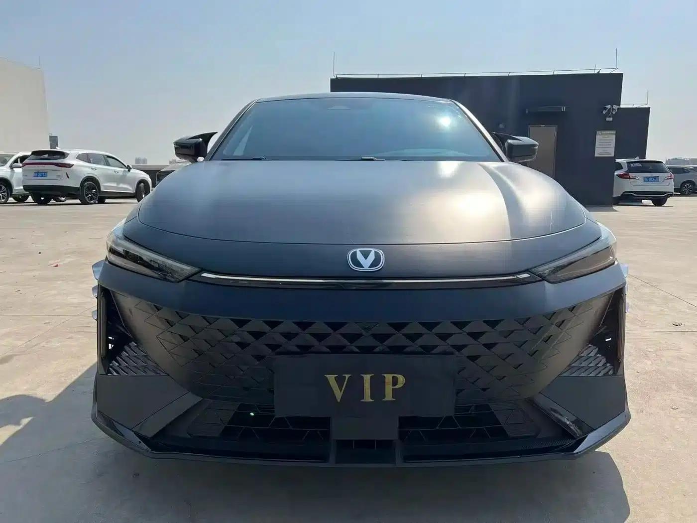 Changan UNI-V 2024 1.5T Premium Sport — миниатюра 2
