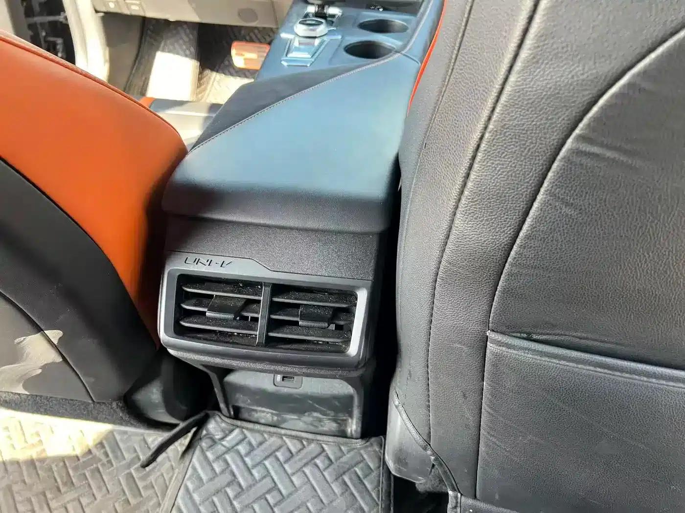 Changan UNI-V 2024 1.5T Premium Sport — миниатюра 13