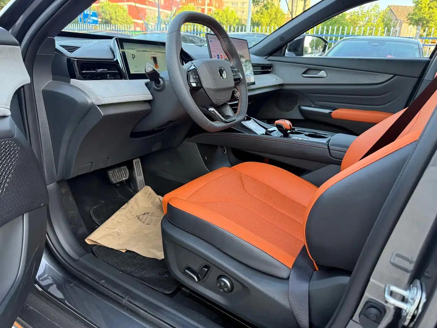 Changan UNI-V 2025 Model, Third Generation, 2.0T Sport Edition — миниатюра 10