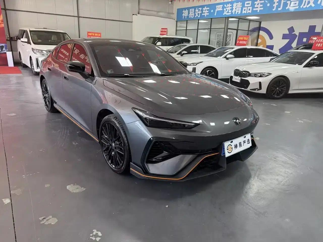 Changan UNI-V 2025 Model, Third Generation, 1.5T 500Bar Premium Sport — миниатюра 2