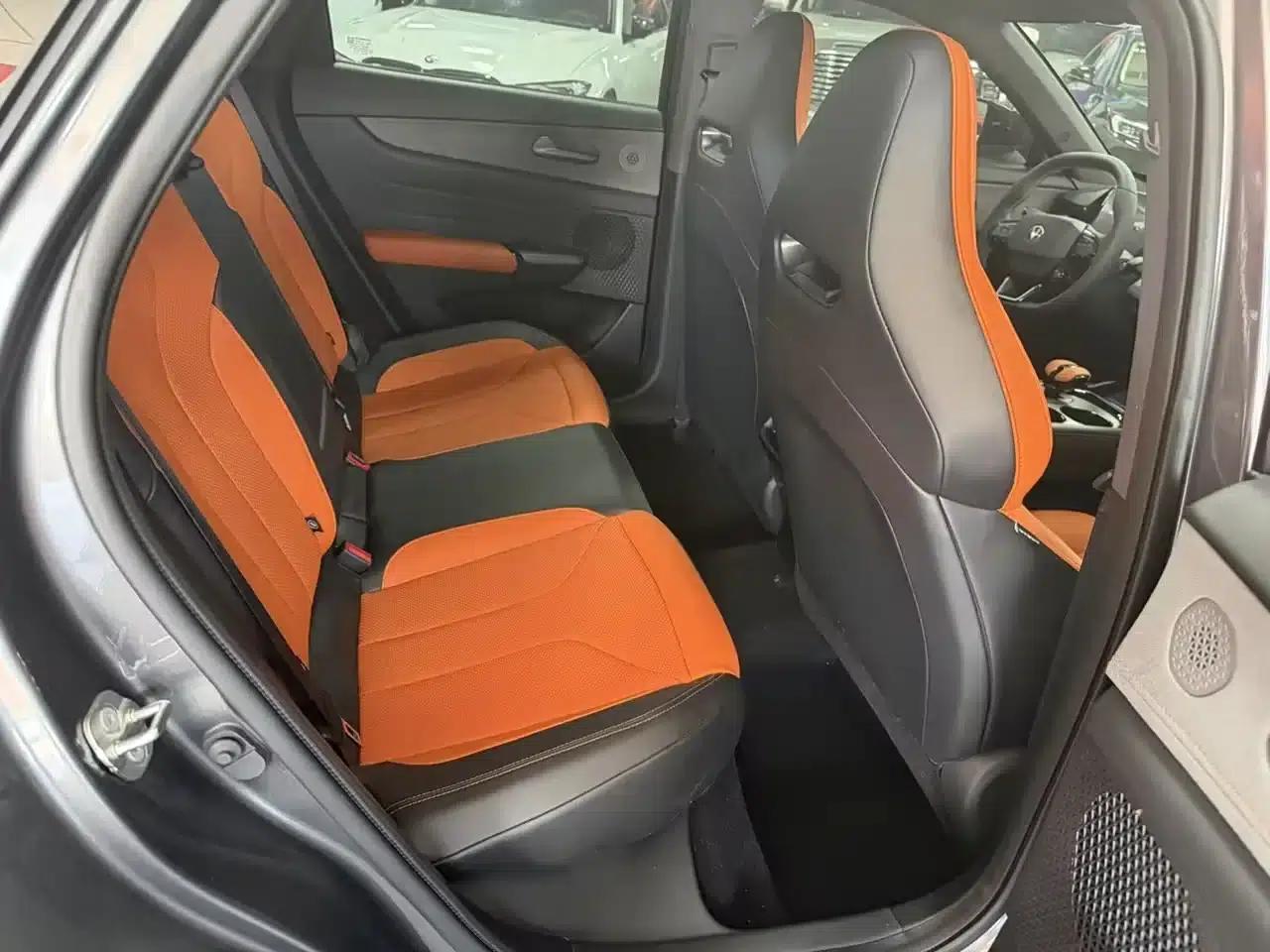 Changan UNI-V 2025 Model, Third Generation, 1.5T 500Bar Premium Sport — миниатюра 4