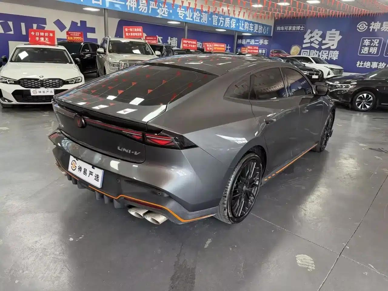 Changan UNI-V 2025 Model, Third Generation, 1.5T 500Bar Premium Sport — миниатюра 6