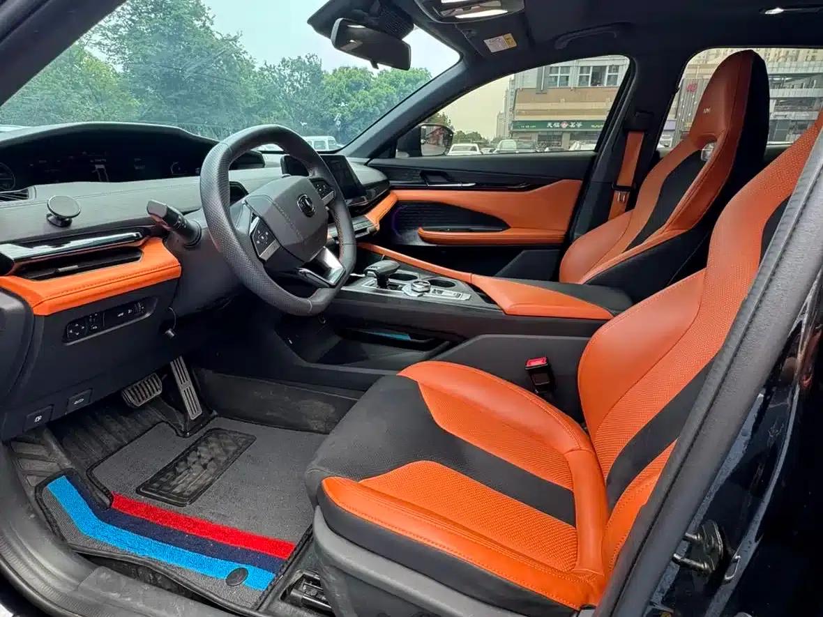 Changan UNI-V 2023 1.5T Sport Edition — миниатюра 7