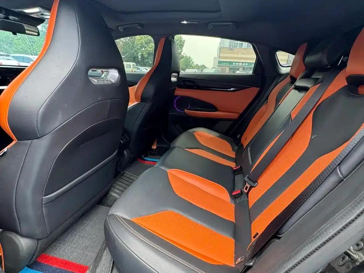 Changan UNI-V 2023 1.5T Sport Edition — миниатюра 8