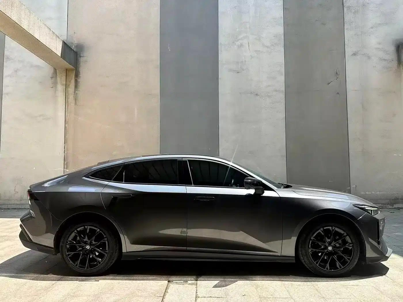 Changan UNI-V 2024 1.5T Premium Edition — миниатюра 2