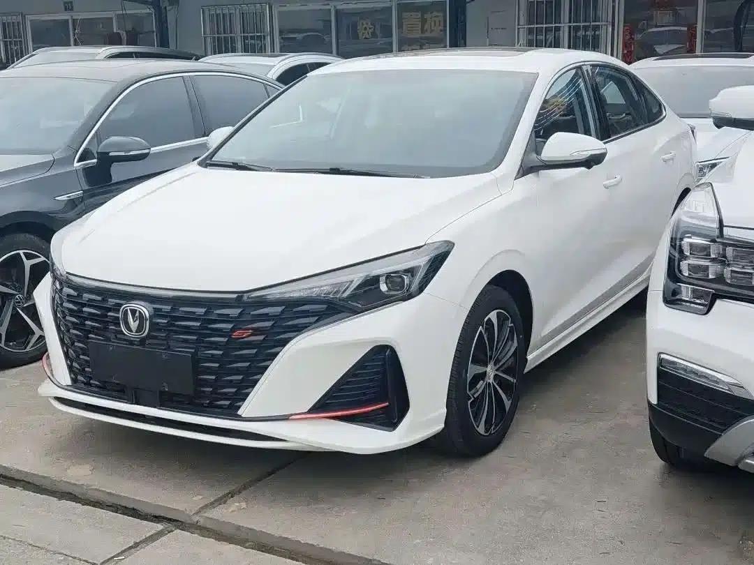 Changan Eado 2023 Enjoy Edition PLUS Blue Whale NE 1.4T GDI DCT Premium Edition — миниатюра 2