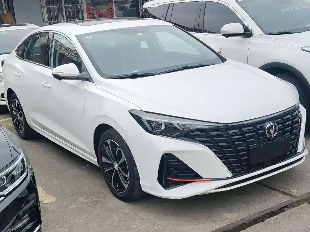 Changan Eado 2023 Enjoy Edition PLUS Blue Whale NE 1.4T GDI DCT Premium Edition — миниатюра 3