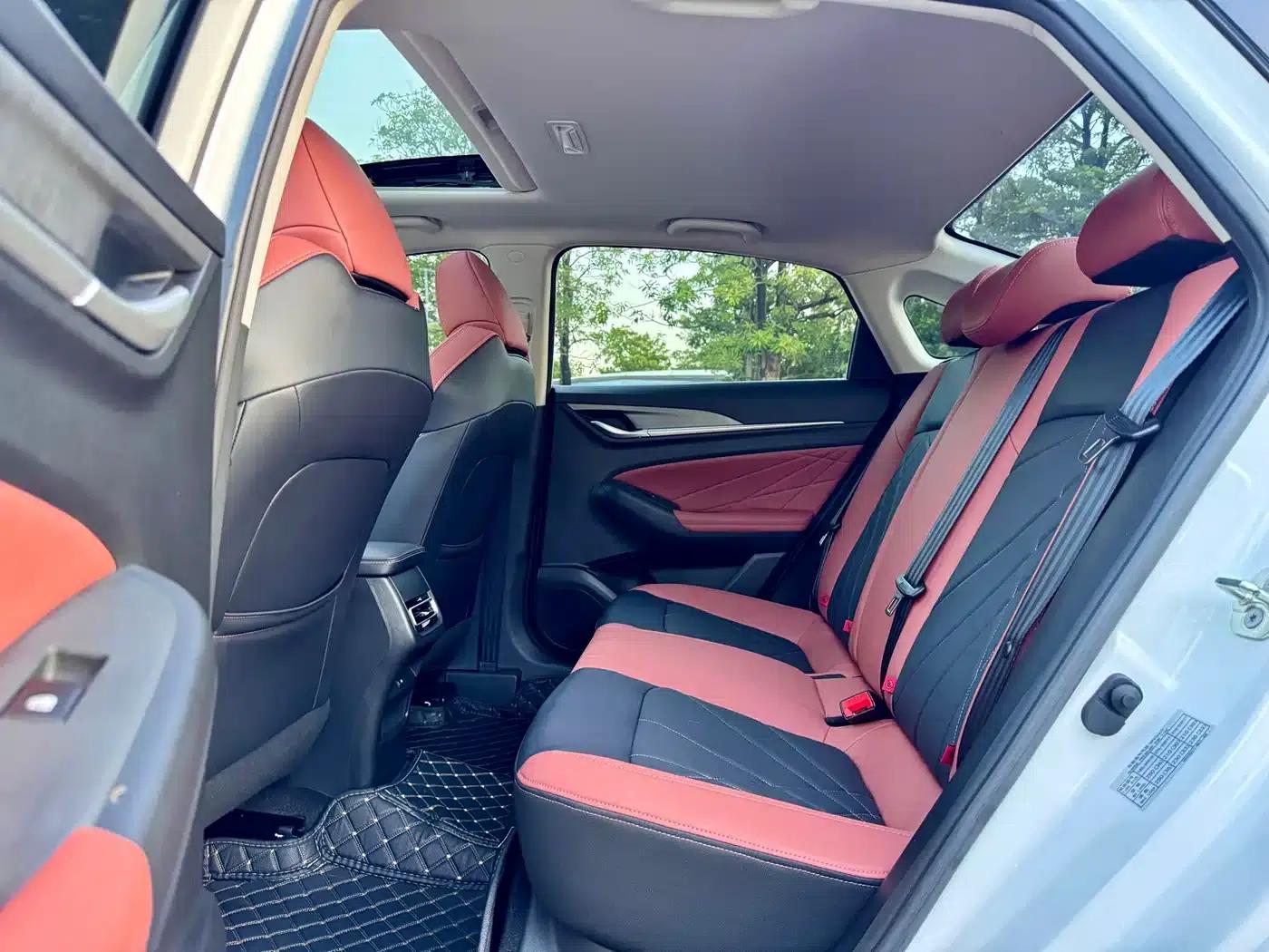 Changan Eado 2023 Enjoy Edition PLUS Blue Whale NE 1.4T GDI DCT Premium Edition — миниатюра 8