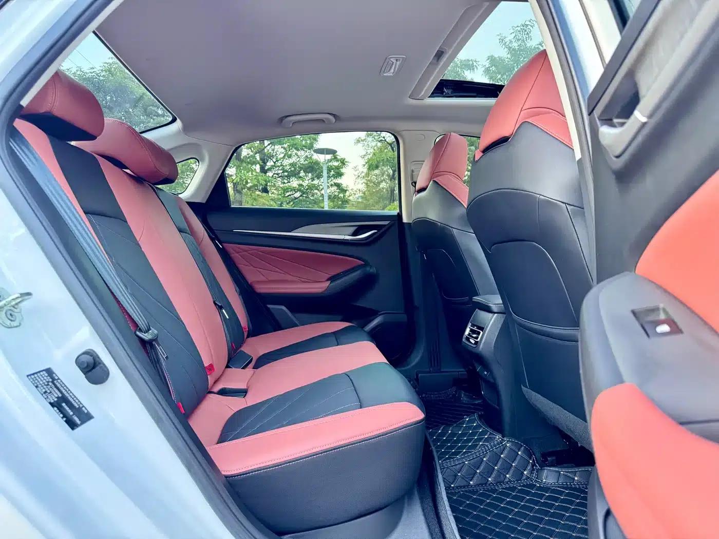 Changan Eado 2023 Enjoy Edition PLUS Blue Whale NE 1.4T GDI DCT Premium Edition — миниатюра 10