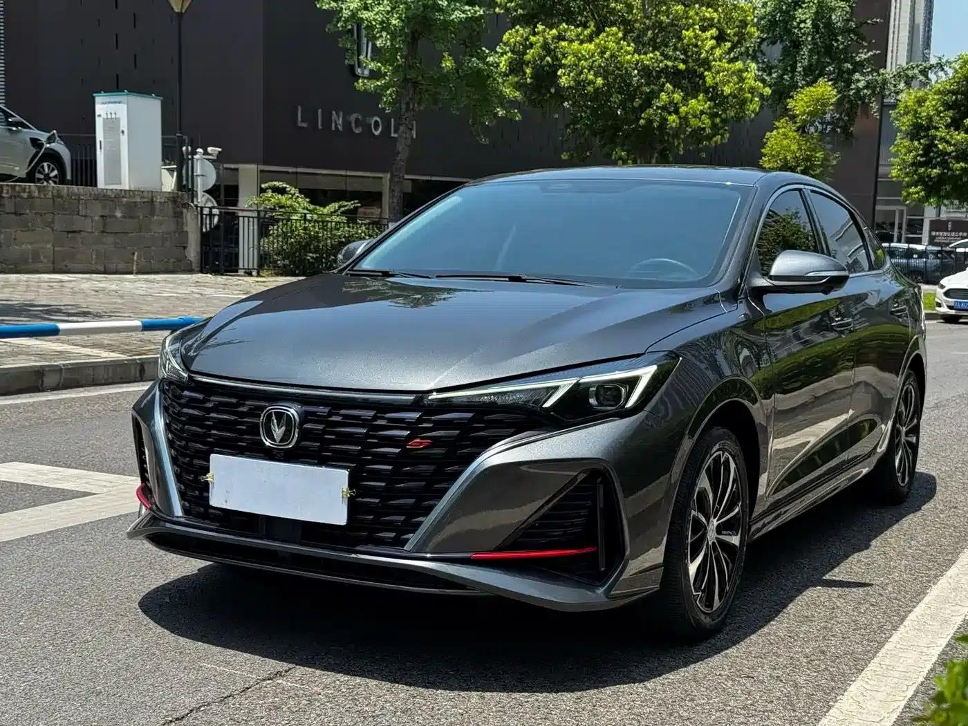 Changan Eado 2022 PLUS Blue Whale NE 1.4T GDI DCT Flagship Edition — миниатюра 1