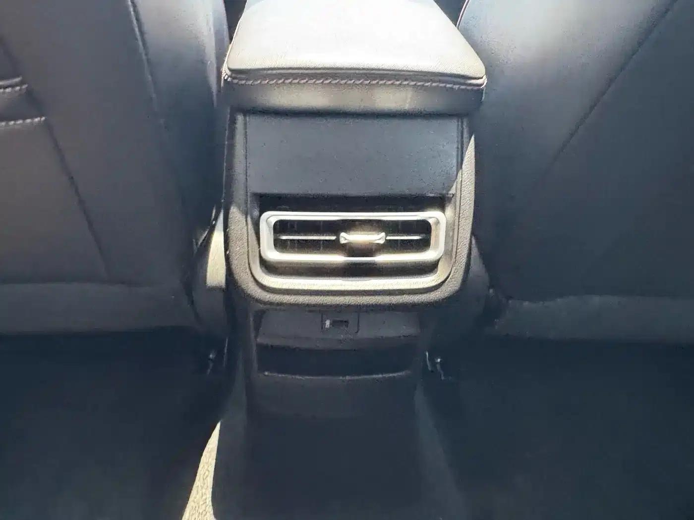 Changan Eado 2022 PLUS Blue Whale NE 1.4T GDI DCT Flagship Edition — миниатюра 16