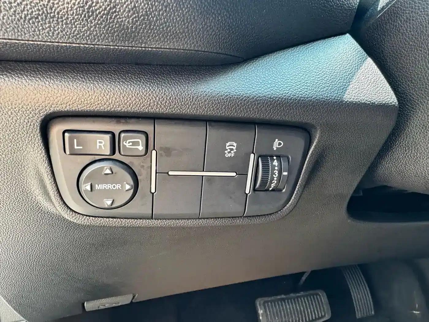 Changan Eado 2022 PLUS Blue Whale NE 1.4T GDI DCT Flagship Edition — миниатюра 21