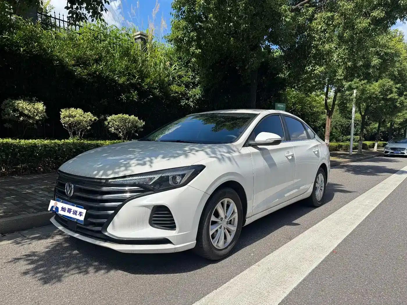 Changan Eado 2021 PLUS 1.6L GDI CVT Elite — миниатюра 1