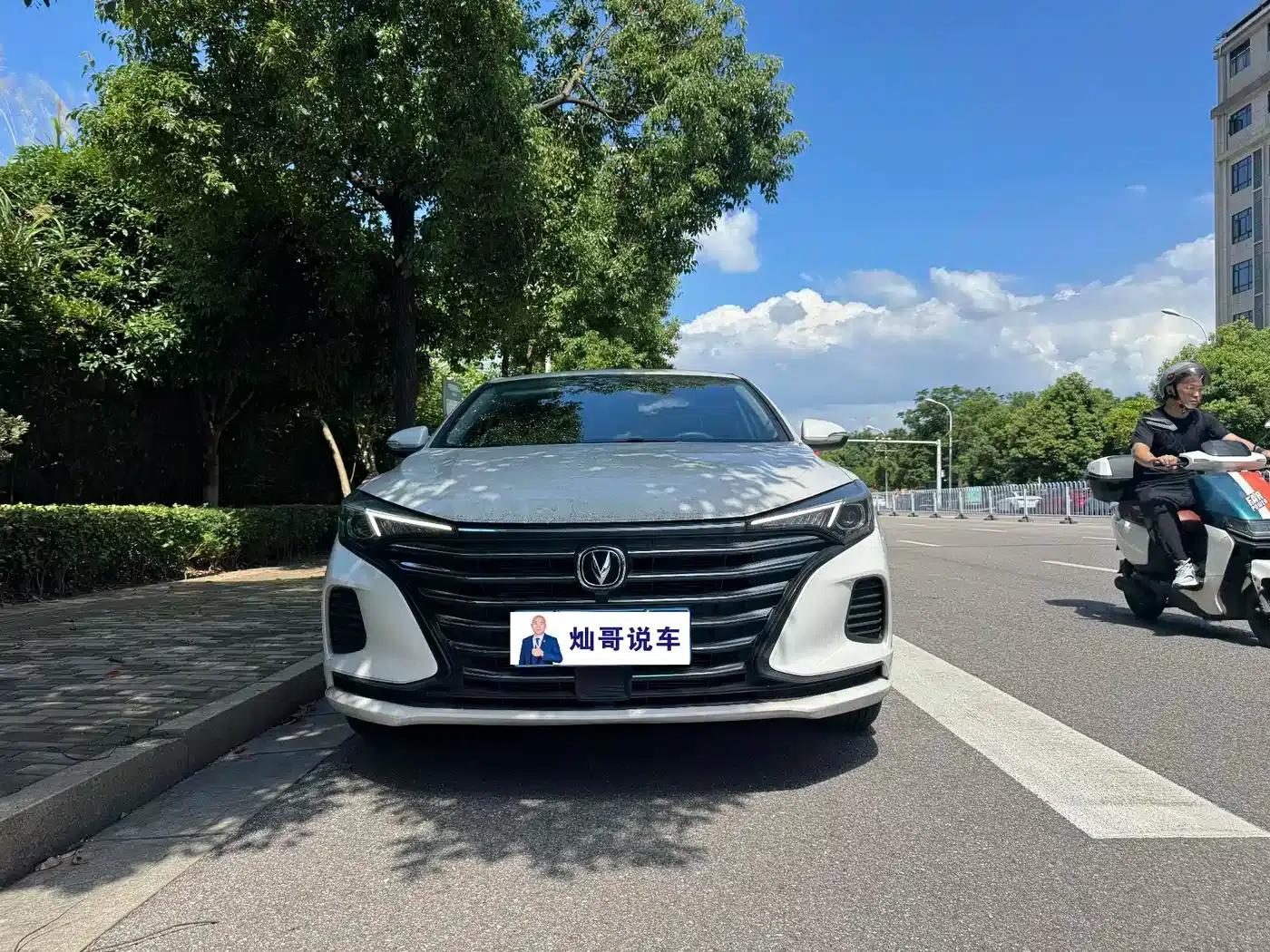 Changan Eado 2021 PLUS 1.6L GDI CVT Elite — миниатюра 3