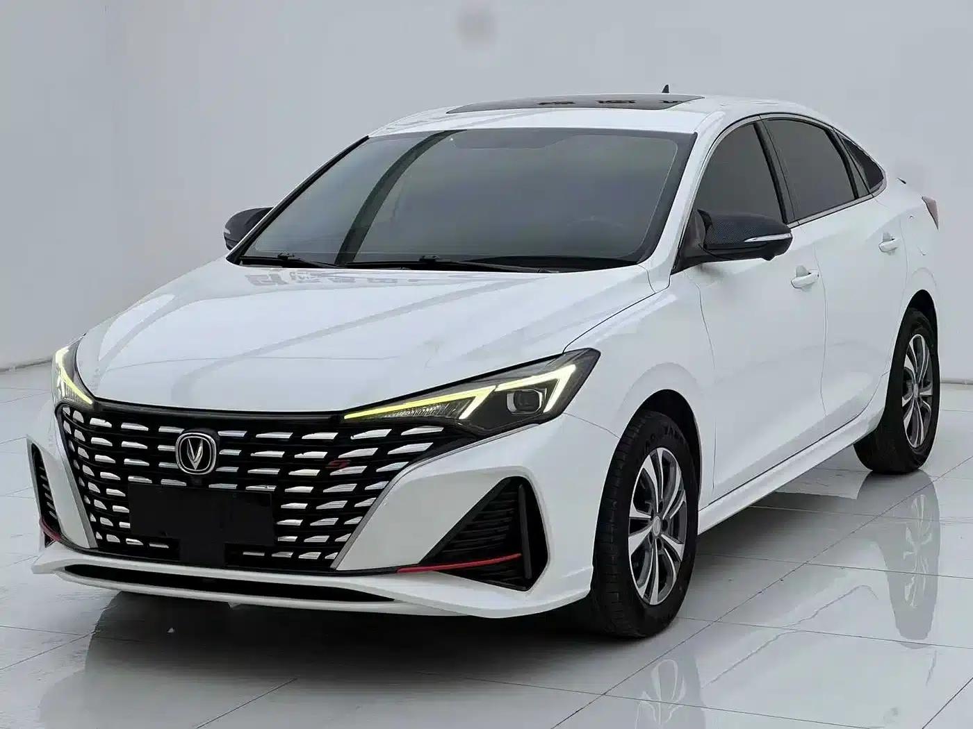 Changan Eado 2023 Enjoy Edition PLUS Blue Whale NE 1.4T GDI DCT Premium Edition — миниатюра 1