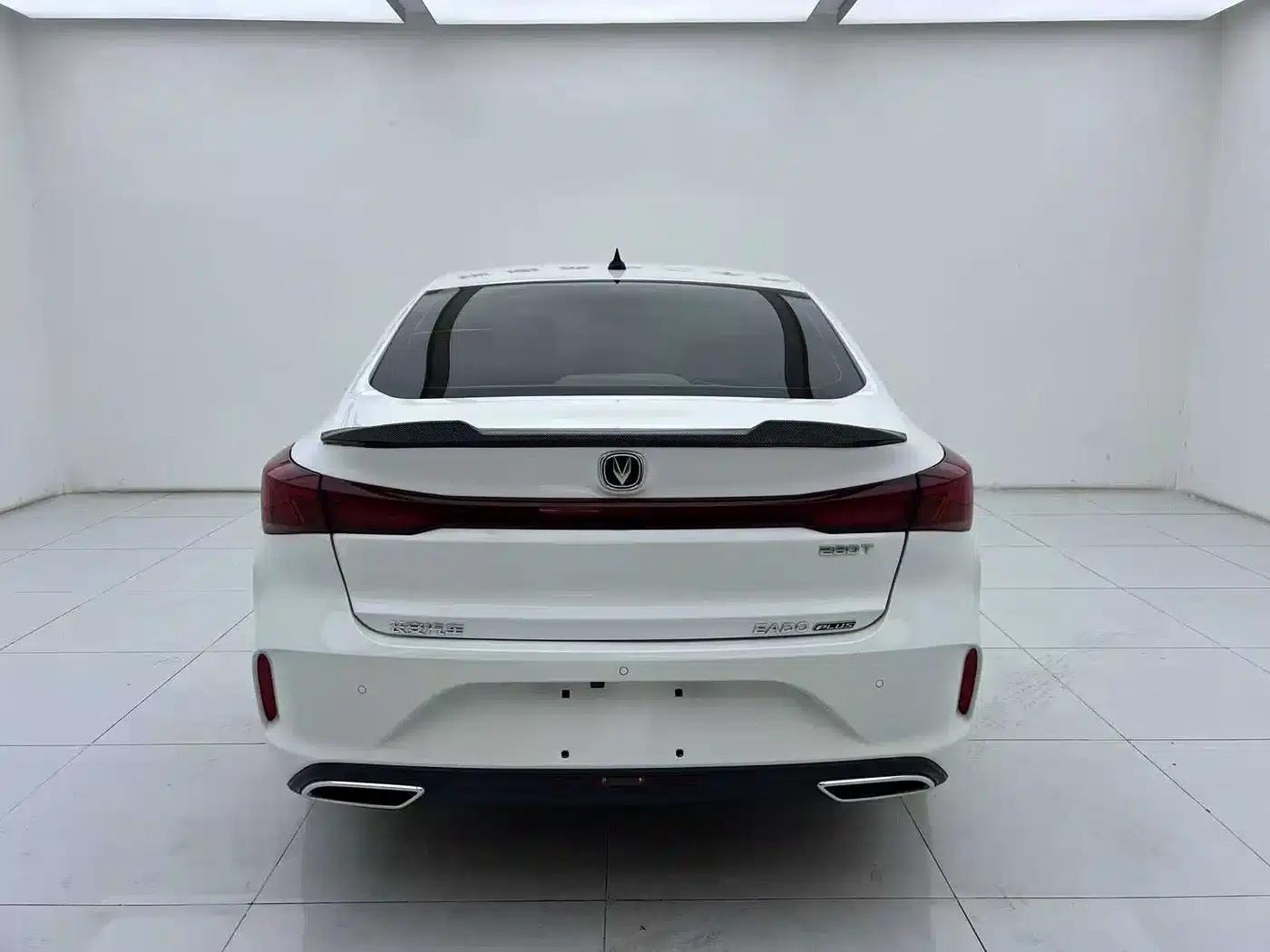 Changan Eado 2023 Enjoy Edition PLUS Blue Whale NE 1.4T GDI DCT Premium Edition — миниатюра 8