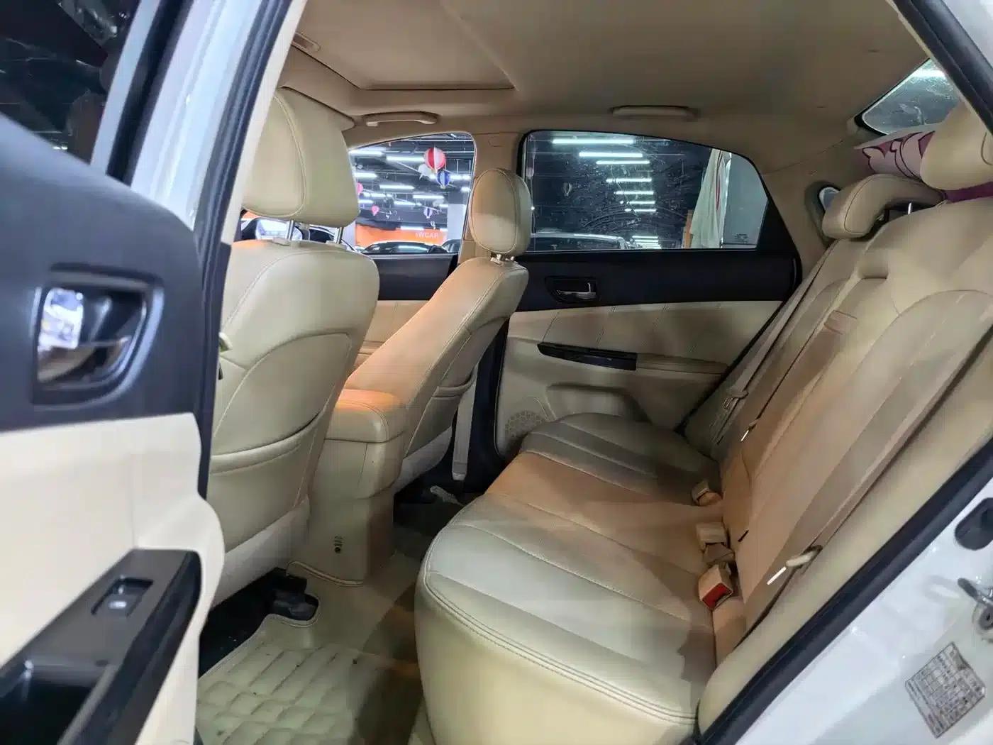 Changan Eado 2015 1.6L Manual Deluxe Edition (National V Emission Standard) — миниатюра 3