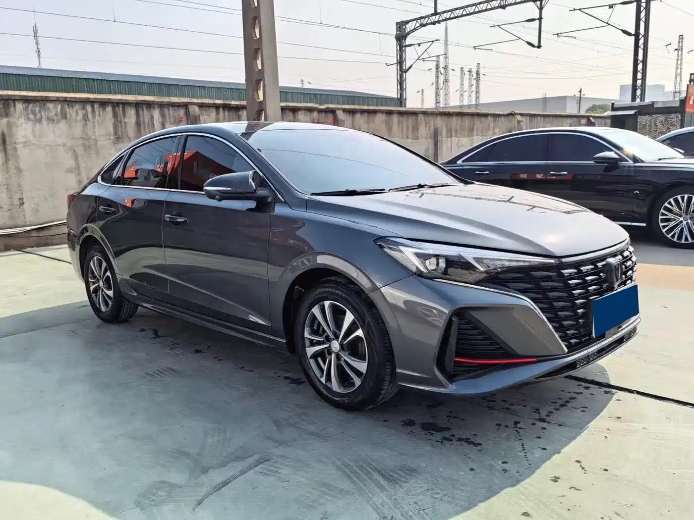 Changan Eado 2023 Enjoy Edition PLUS Blue Whale NE 1.4T GDI DCT Premium Edition — миниатюра 3