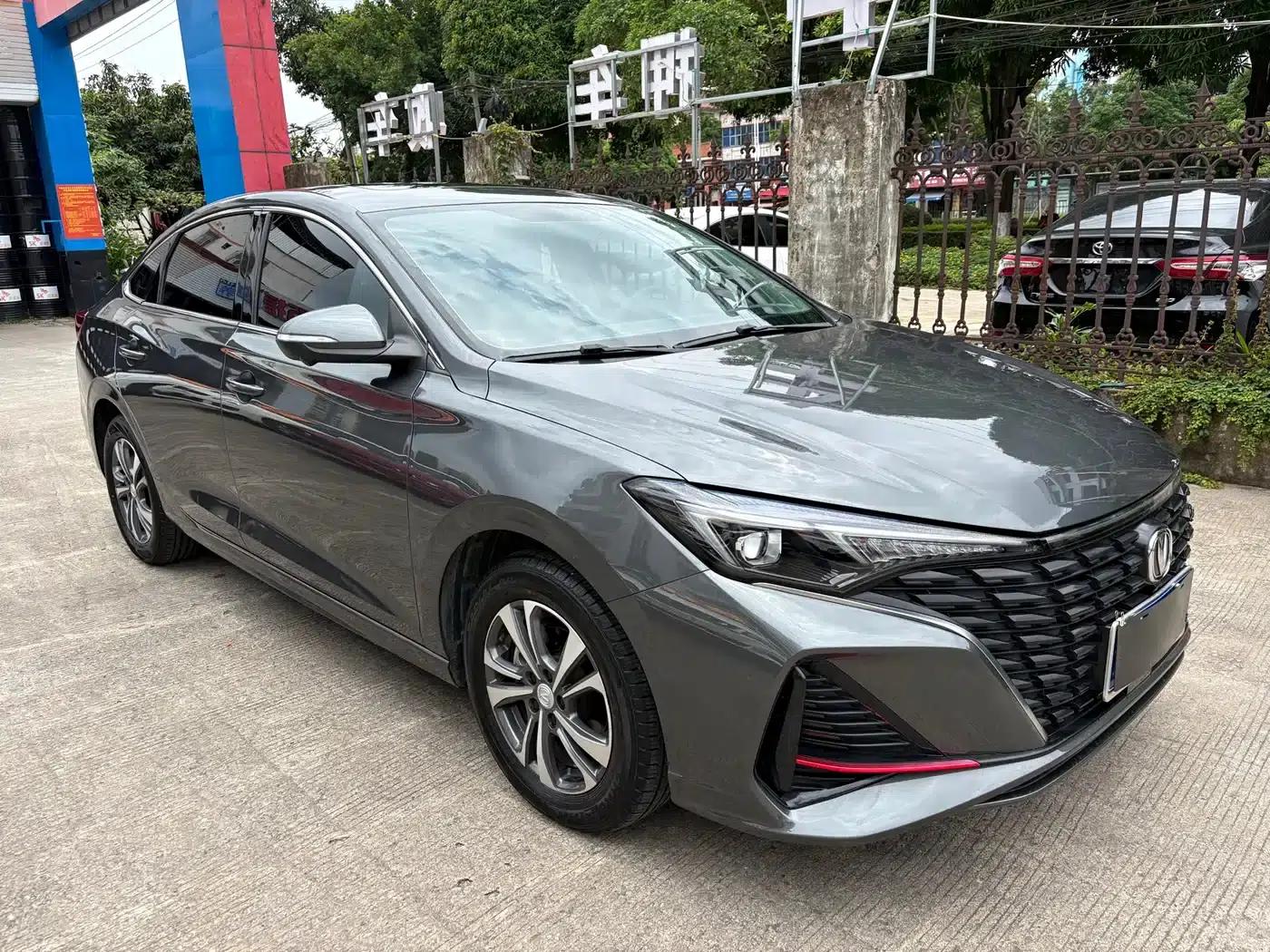 Changan Eado 2024 PLUS Blue Whale NE 1.4T GDI DCT High-Performance Edition — миниатюра 1