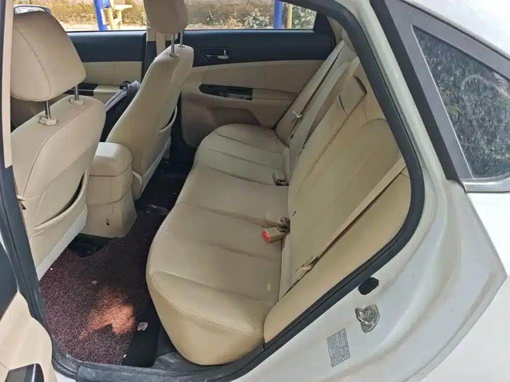 Changan Eado 2015 1.6L Manual Deluxe Edition (National V Emission Standard) — миниатюра 17