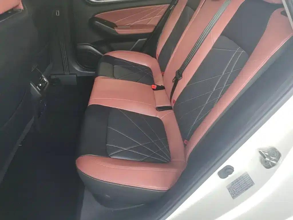 Changan Eado 2022 PLUS Blue Whale NE 1.4T GDI DCT Premium Edition — миниатюра 17