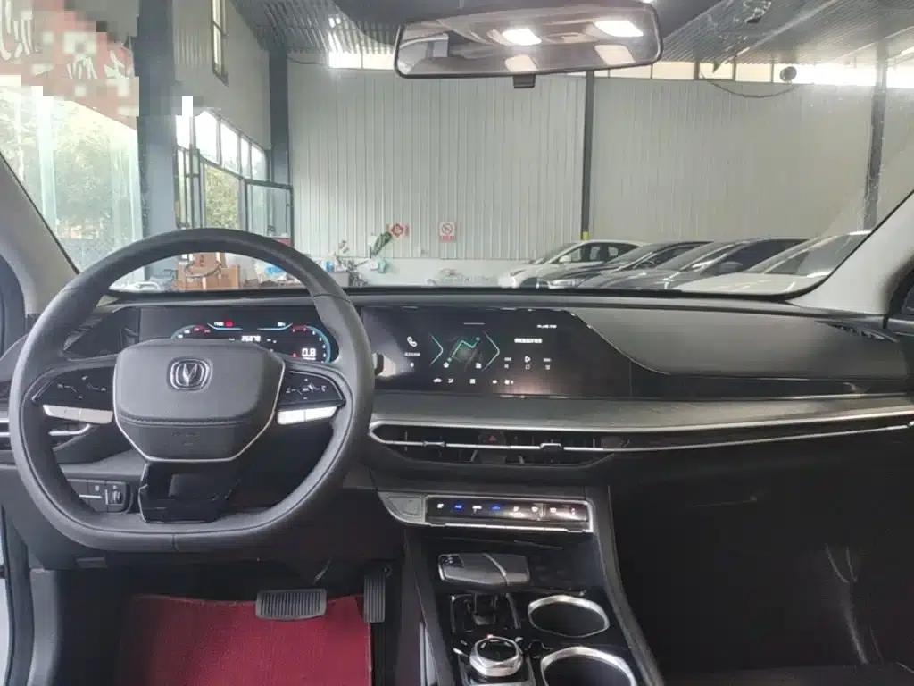 Changan Eado 2022 PLUS Blue Whale NE 1.4T GDI DCT Premium Edition — миниатюра 10