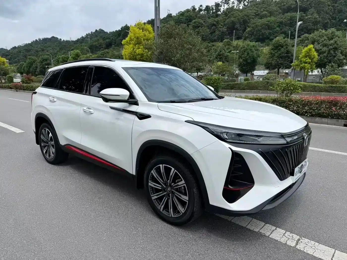 Changan CS75PLUS 2022 Second Generation 1.5T Automatic Premium Edition — миниатюра 3