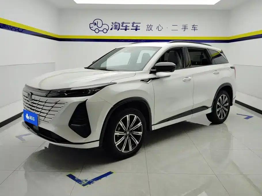 Changan CS75PLUS 2024 Model, Third Generation, Champion Edition, 1.5T Intelligent Driving and Sporty Type — миниатюра 1