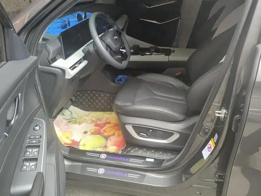 Changan CS75PLUS 2025 Third Generation Champion Edition 1.5T Sporty Model — миниатюра 9