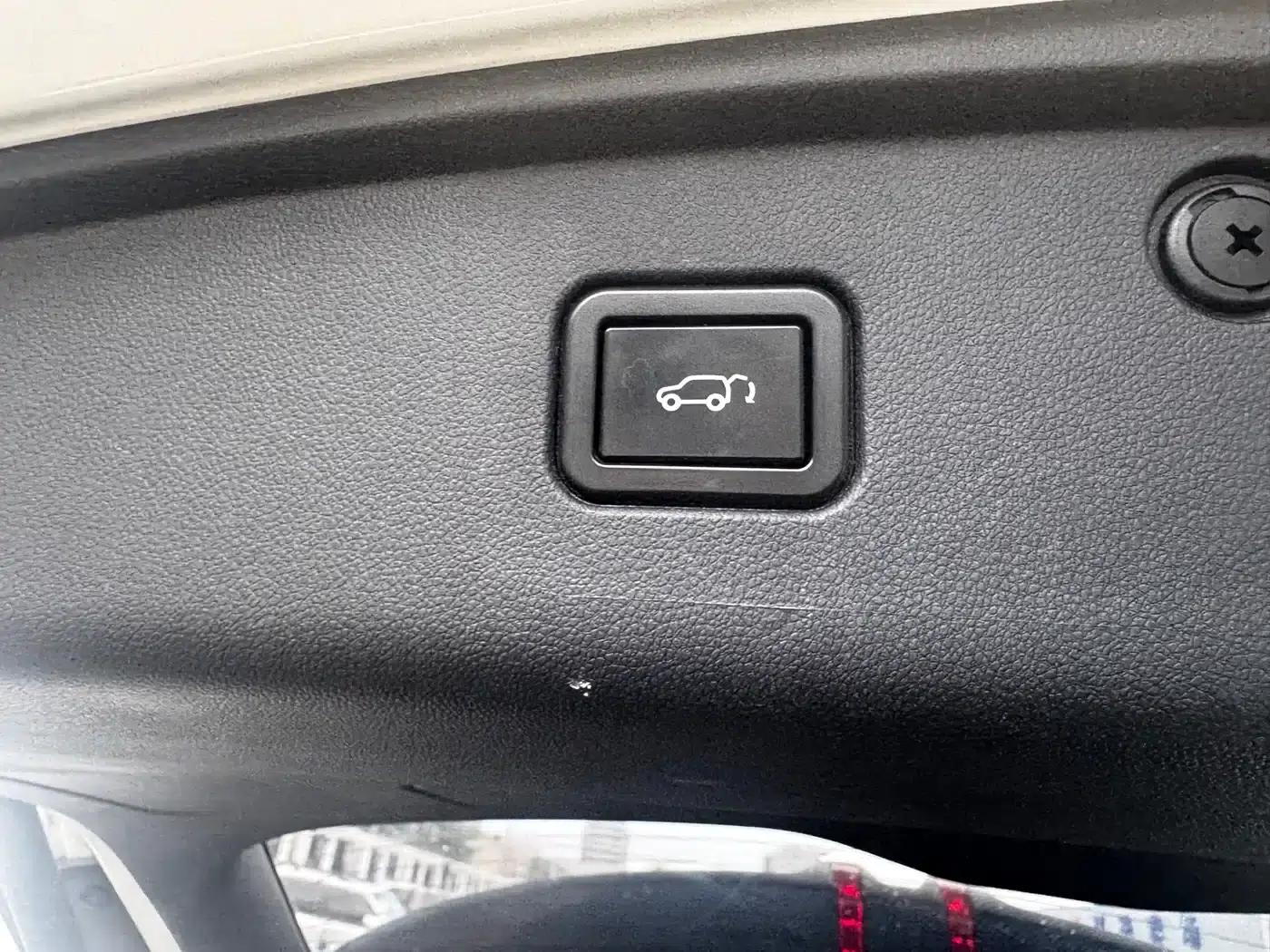 Changan CS75PLUS 2021 2.0T Automatic Navigation Edition — миниатюра 11