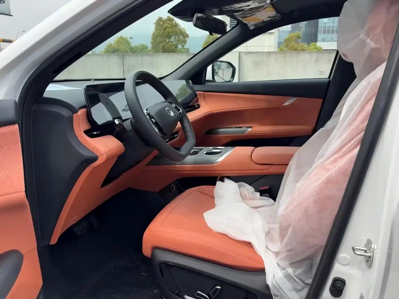 Changan CS75PLUS 2025 Fourth Generation 1.5T New Blue Whale Smart Premium Edition — миниатюра 8