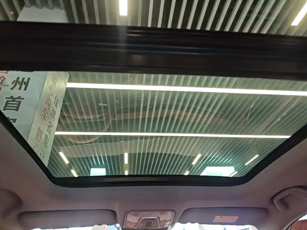 Changan CS75PLUS 2023 Model, Third Generation, 1.5T Automatic Premium Edition — миниатюра 18