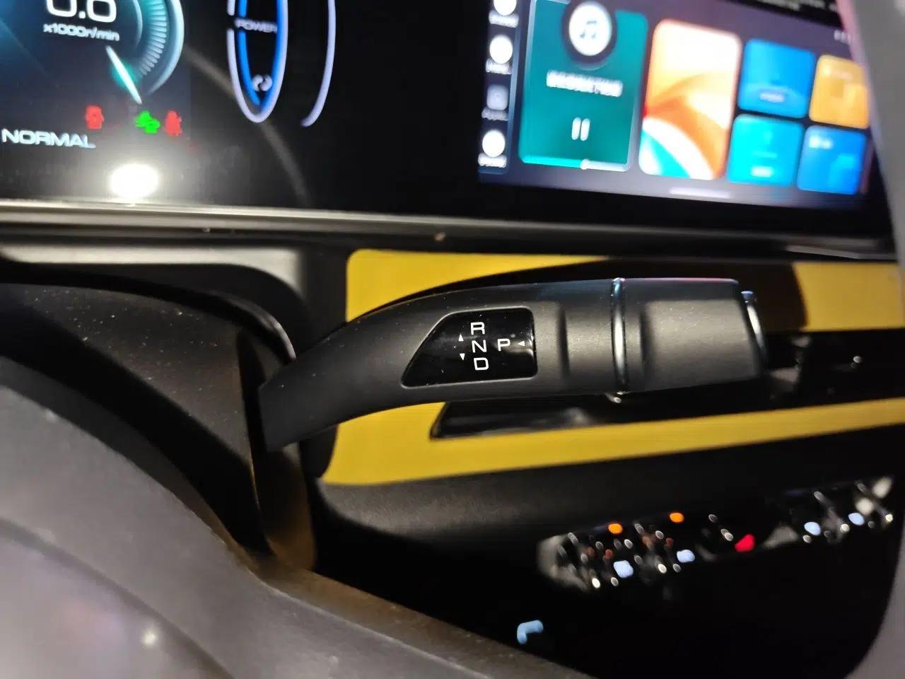 ORA Good Cat GT 2024 Mulan Edition 401 km Range Luxury Version 126 kW — миниатюра 11