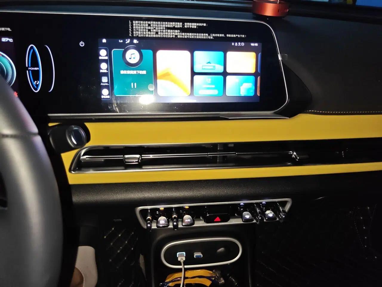 ORA Good Cat GT 2024 Mulan Edition 401 km Range Luxury Version 126 kW — миниатюра 10